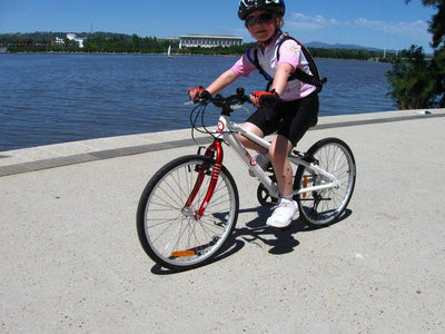 Kids Will Love the R.G. Menzies Walk and Bike Path in Canberra